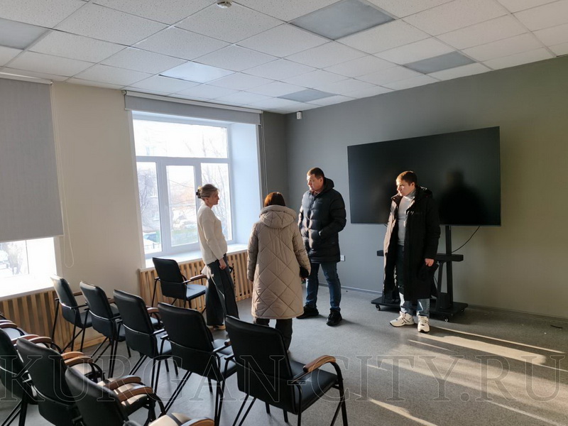 Глава города Антон Науменко провел очередной объезд по благоустройству.