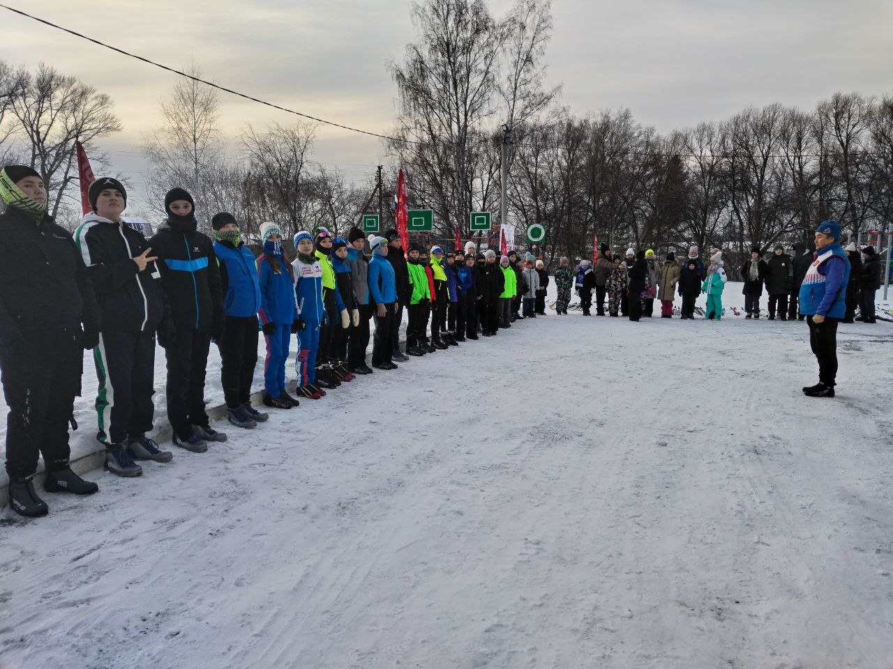 В рамках проекта «Зима спортивная» жители Кургана встали на лыжи.