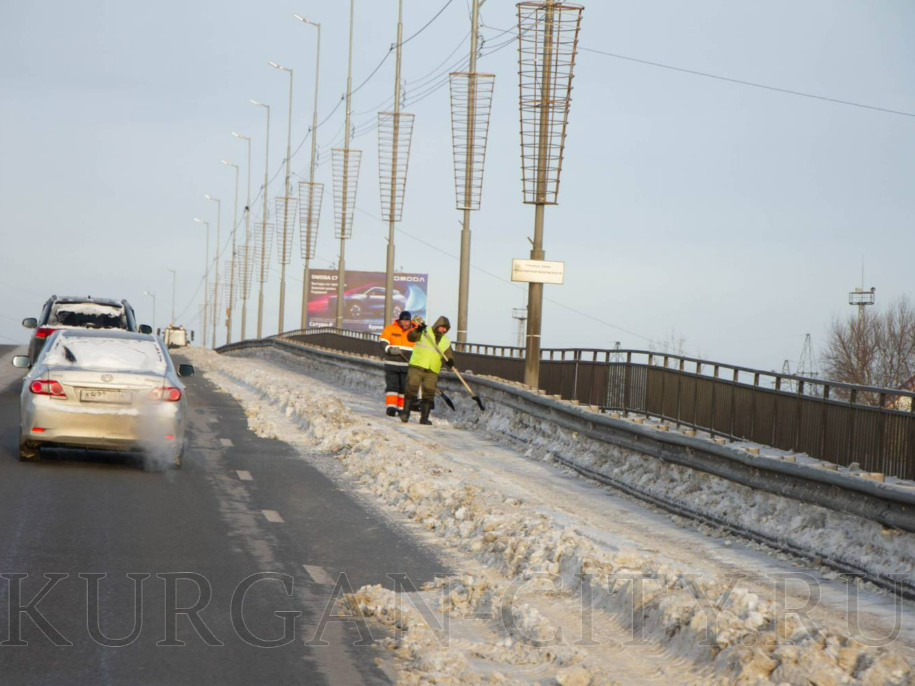 Глава города Антон Науменко оценил качество уборки дворов и дорог.