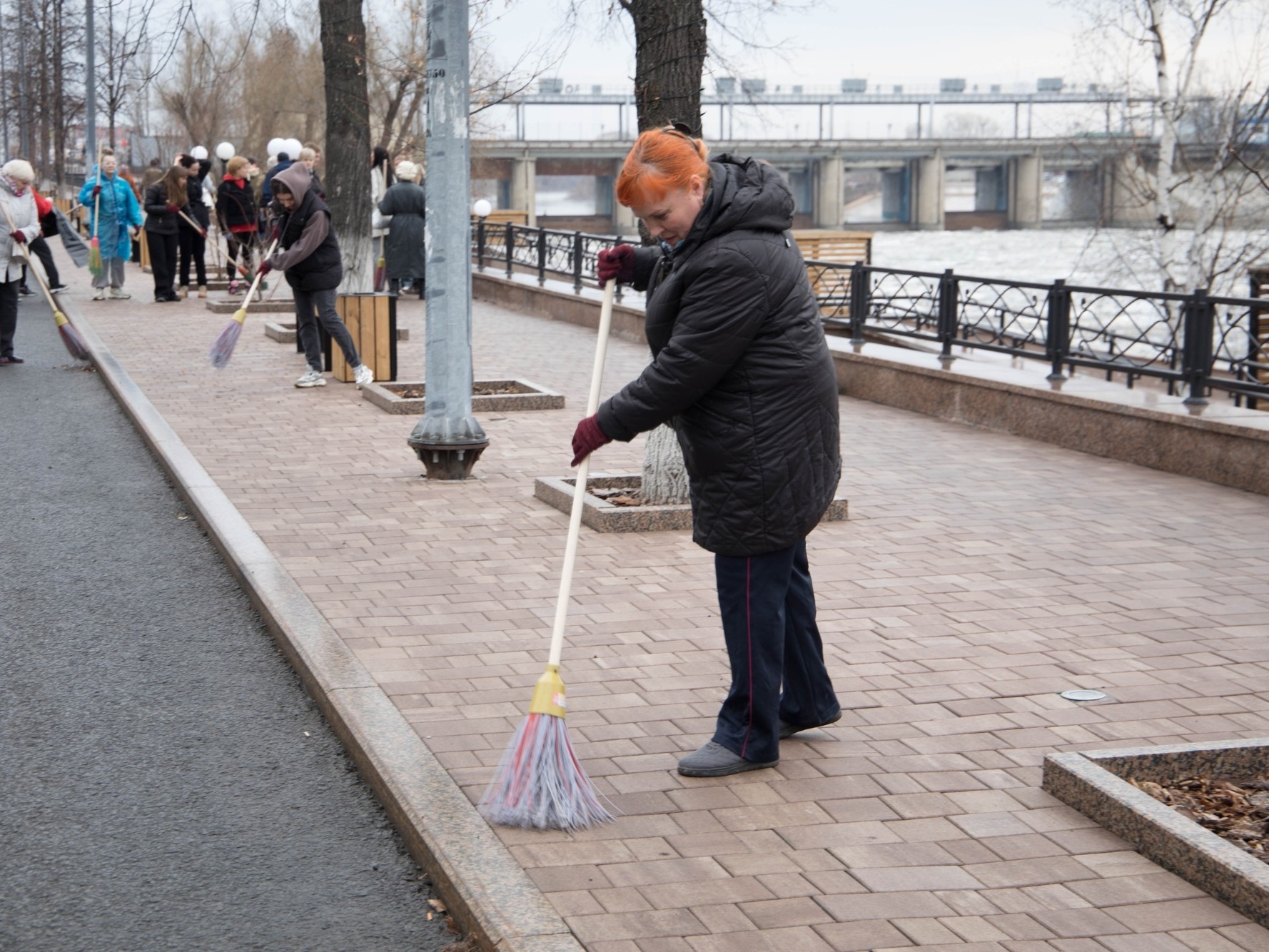 Курганцев просят сообщать о фактах выброса мусора в неустановленных местах.