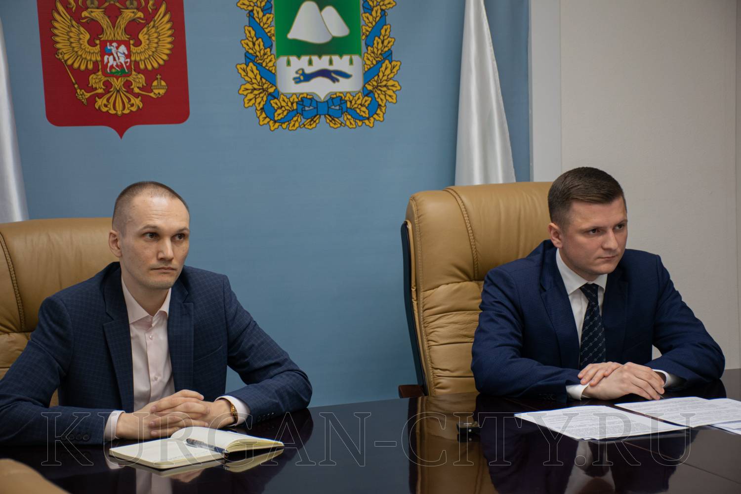 Первый заместитель главы города Кургана Павел Каргаполов в прямом эфире ответил на вопросы курганцев