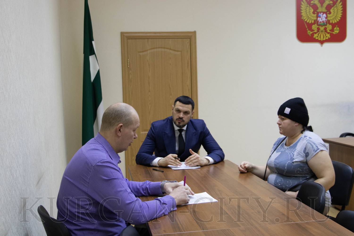 Заместитель Главы города Кургана, директор департамента жилищно-коммунального хозяйства Роман Медведев провел личный приём граждан.