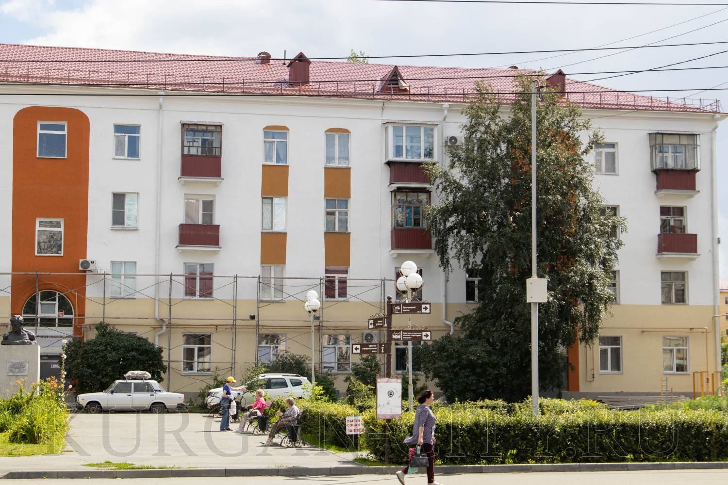 В Кургане продолжается ремонт фасадов многоквартирных домов.