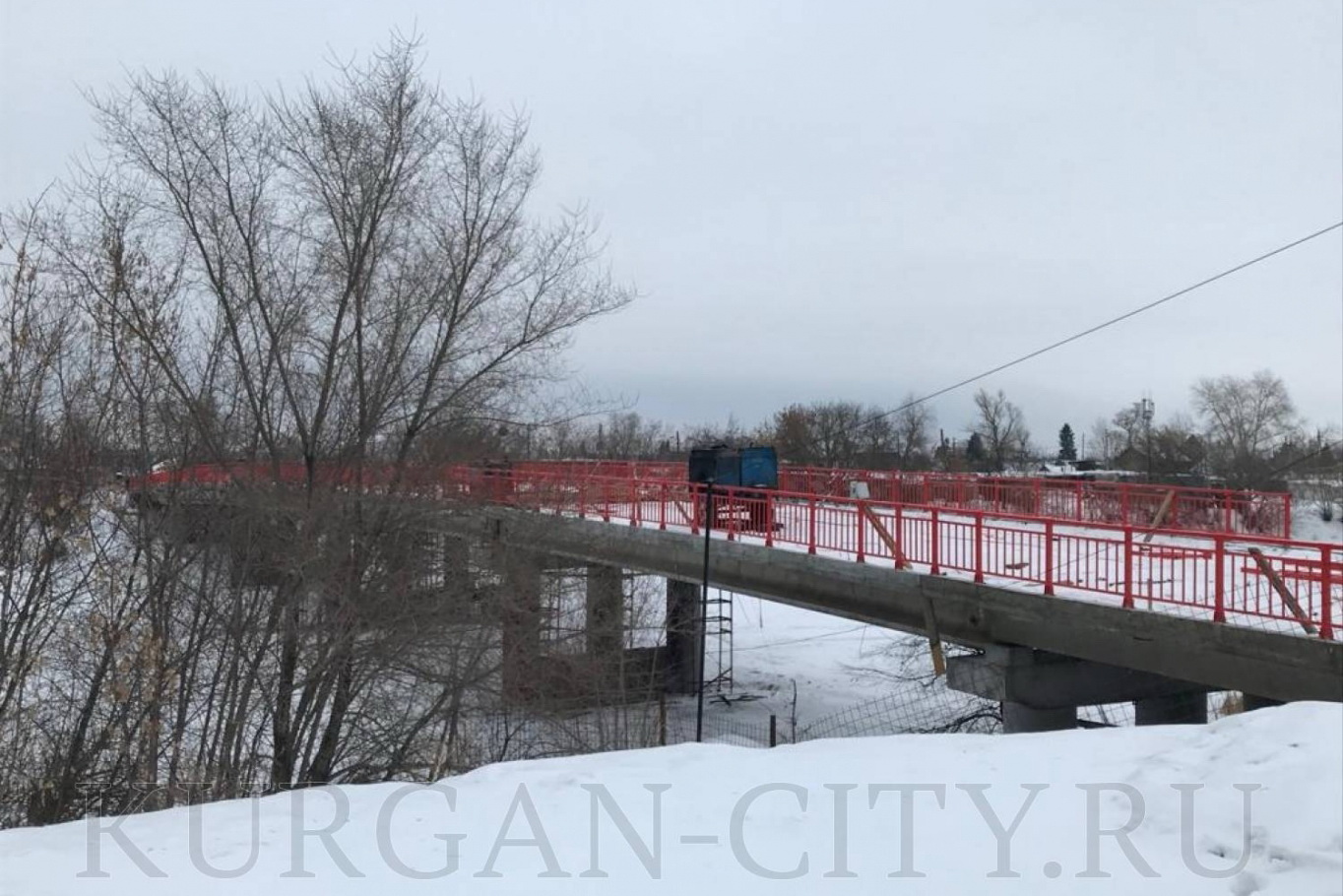 Капитальный ремонт Кировского моста продолжается.