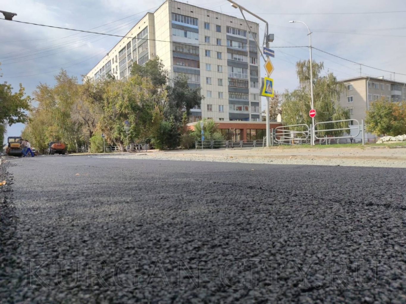 На улице М. Горького близки к завершению масштабные ремонтные работы по замене изношенных теплосетей