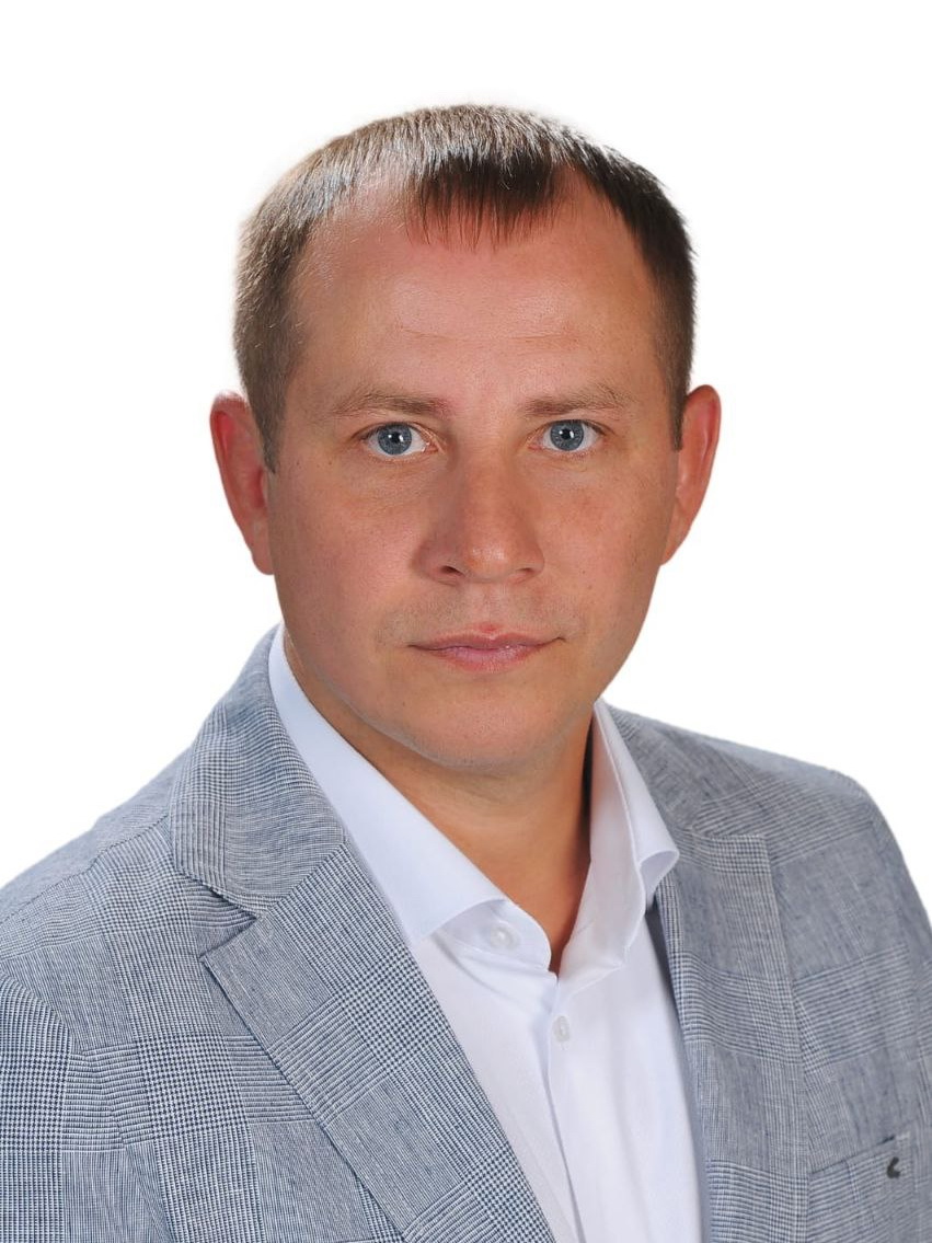 Осипов Вячеслав Юрьевич.