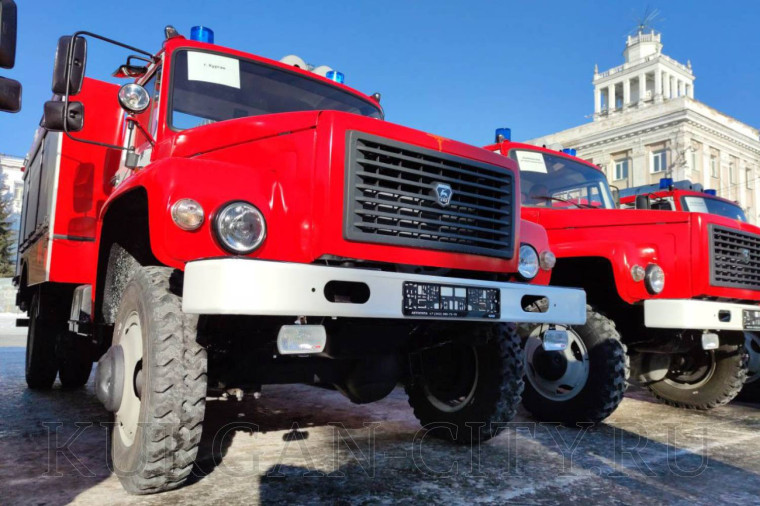 Курган получил для поста муниципальной пожарной охраны пожарный автомобиль. Курган получил для поста муниципальной пожарной охраны пожарный автомобиль.