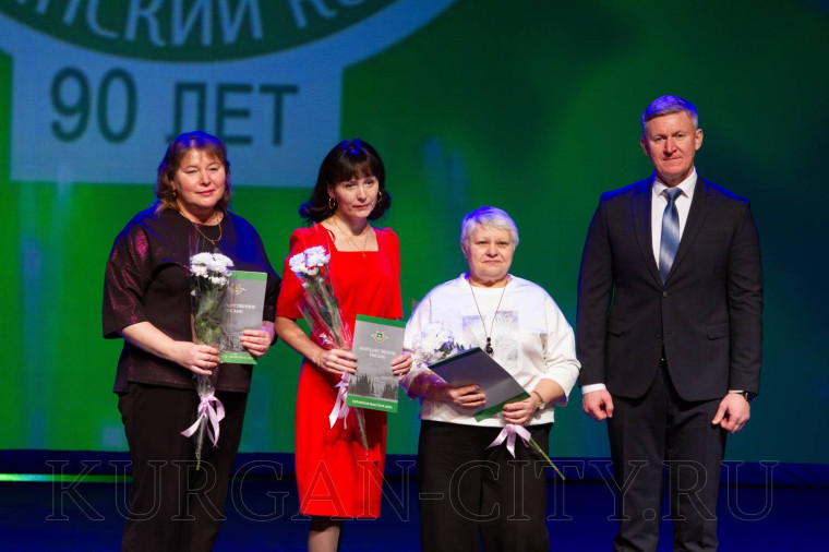 Базовый медицинский колледж Кургана встретил своё 90-летие.