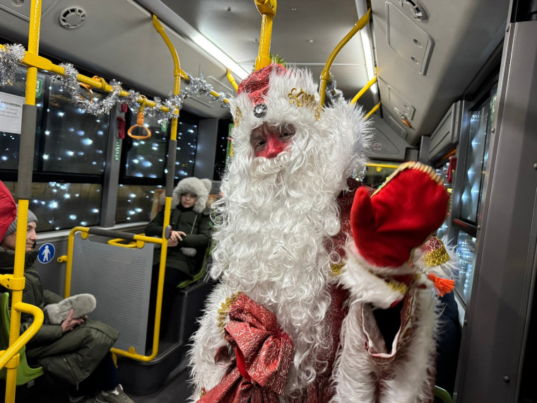 «Путешествие в сказку». Более 700 горожан и гостей Кургана посетили новогодние автобусные экскурсии.