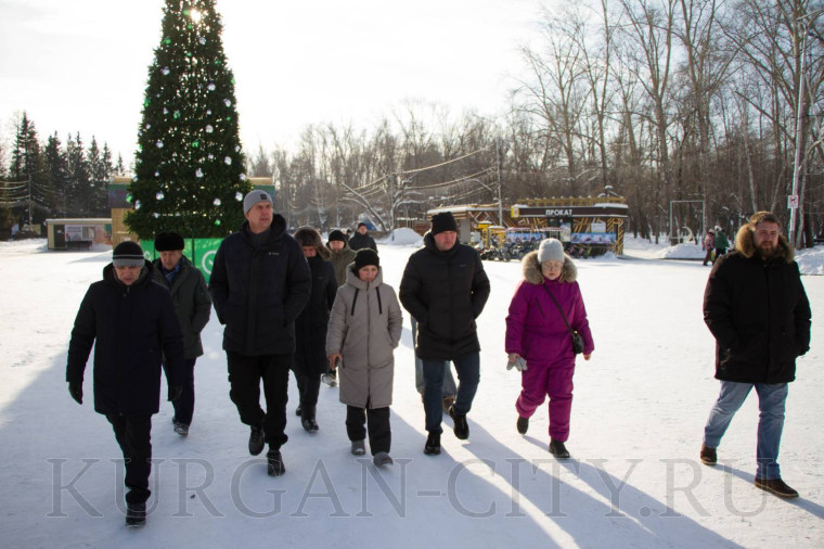 Глава города Антон Науменко провел очередной объезд по благоустройству.