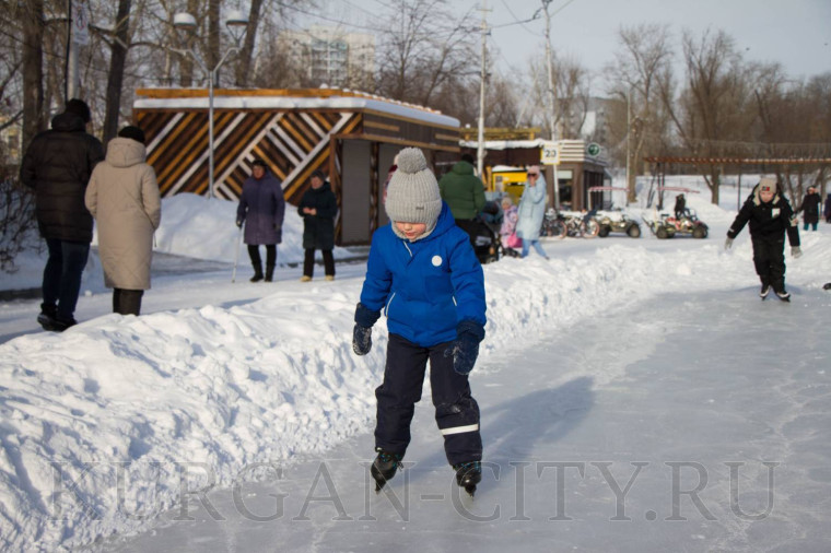 Глава города Антон Науменко провел очередной объезд по благоустройству.