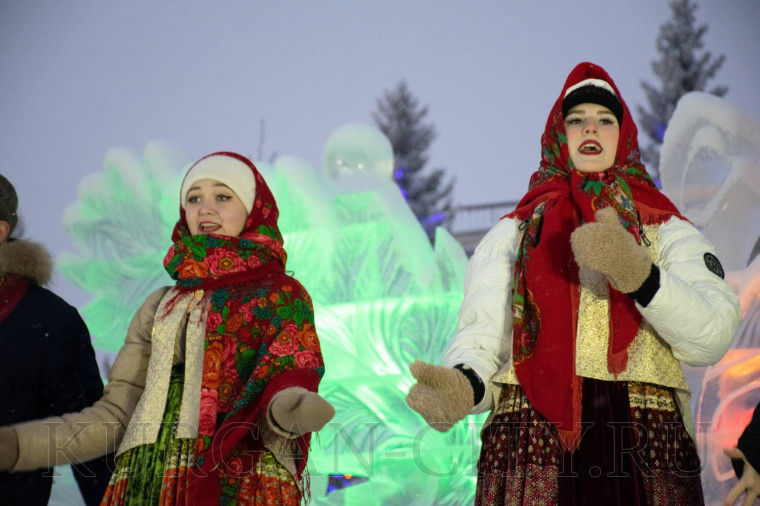 Глава города Елена Ситникова поздравила курганцев с наступающим праздником.