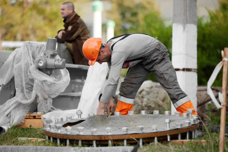 В рамках реконструкции на Арбинских очистных сооружениях произведена замена задвижек.