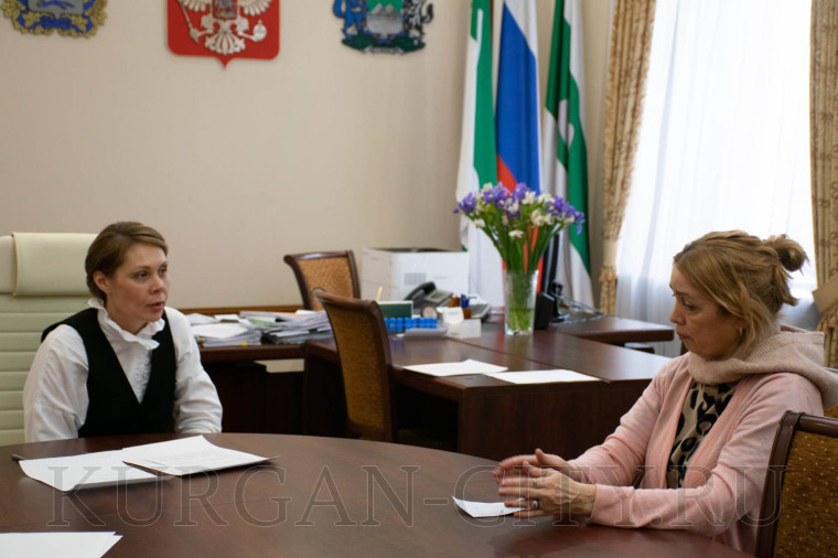 Временно исполняющий полномочия Главы города Кургана Анастасия Аргышева провела личный приём граждан.