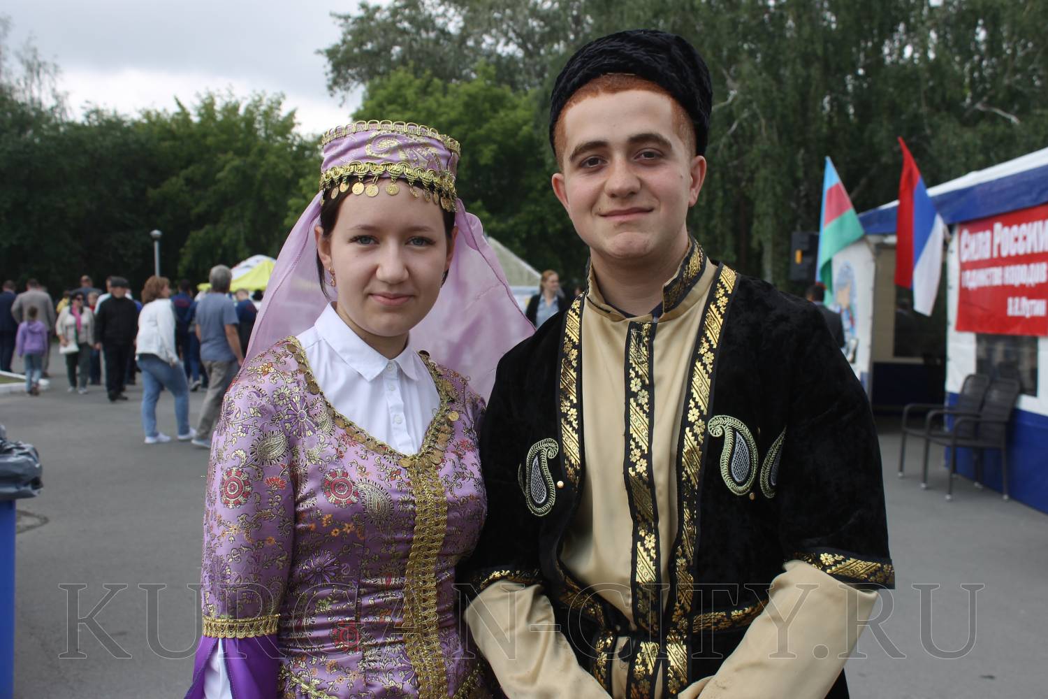 Курган отмечает День России ярким масштабным праздником.